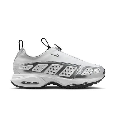 NIKE Air Max Sndr SE Womens Sneakers
